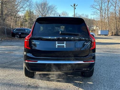 2026 Volvo XC90 B6 Plus 6-Seater