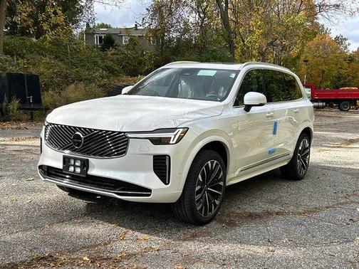 2026 Volvo XC90 B6 Plus 7-Seater