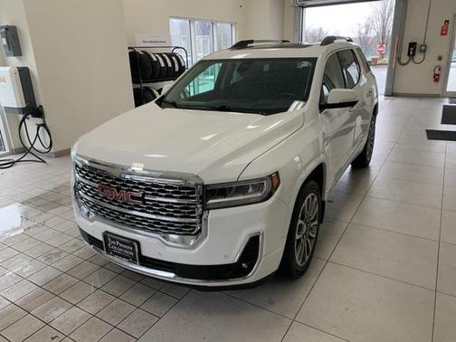 2020 GMC Acadia Denali