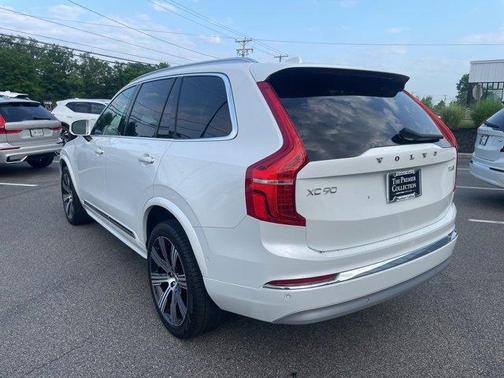 2022 Volvo XC90 T6 Inscription 7 Passenger