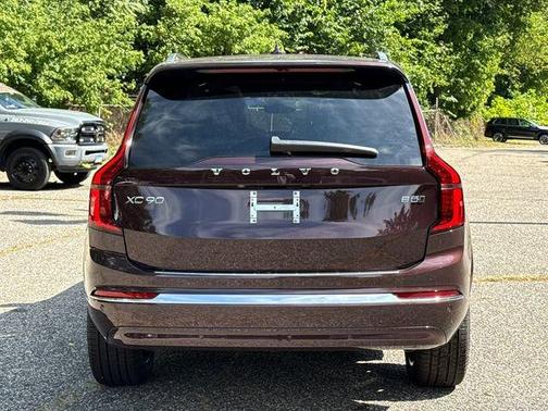 2026 Volvo XC90 B5 Core