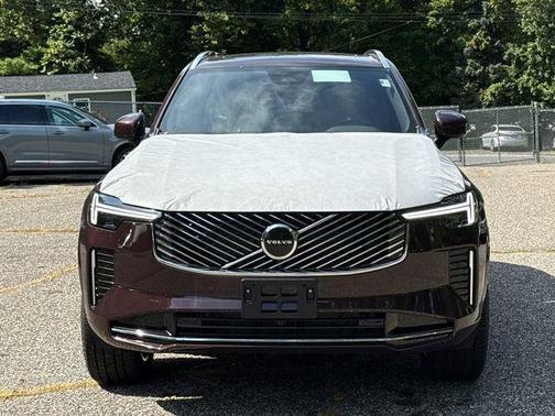 2026 Volvo XC90 B5 Core