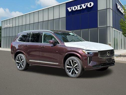 2026 Volvo XC90 B5 Core