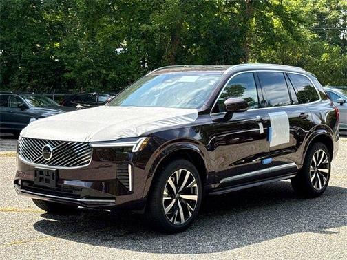 2026 Volvo XC90 B5 Core