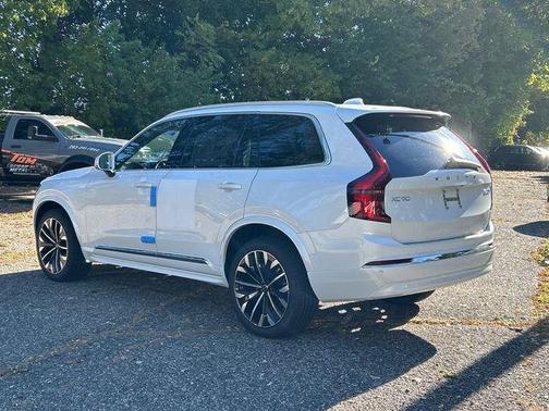 2026 Volvo XC90 B6 Plus 7-Seater