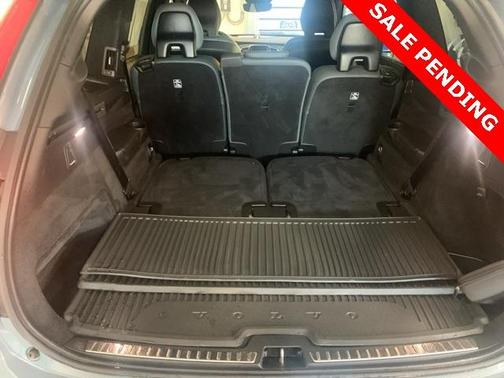 2023 Volvo XC90 Recharge Plug-In Hybrid T8 Ultimate Bright Theme 7-Seater