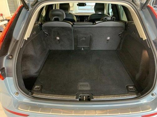 2023 Volvo XC60 B5 Core