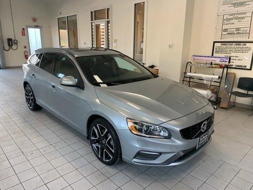 2018 Volvo V60 T5 Dynamic
