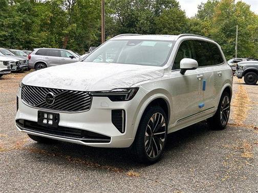 2026 Volvo XC90 B6 Ultra 7-Seater
