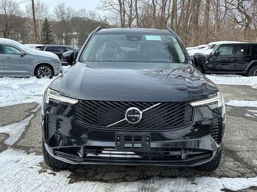 2026 Volvo XC90 B6 Ultra Dark Theme 7-Seater