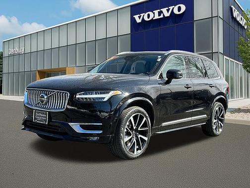 2023 Volvo XC90 Plus
