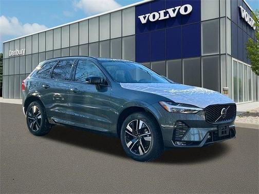 2026 Volvo XC60 B5 Plus