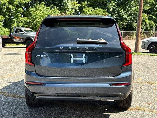 2026 Volvo XC90 B6 Ultra Dark Theme 6-Seater