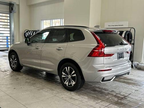 2024 Volvo XC60 B5 Core
