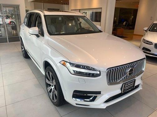 2025 Volvo XC90 Plug-In Hybrid T8 Ultra 7-Seater