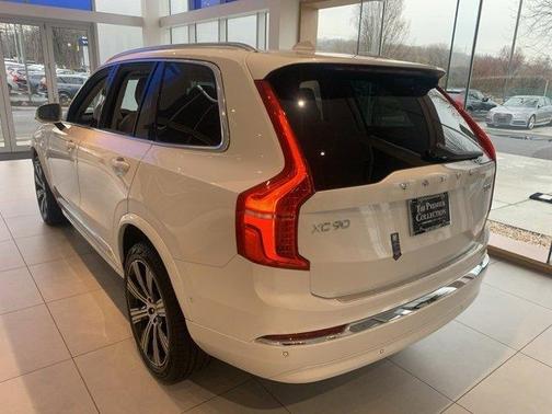 2025 Volvo XC90 Plug-In Hybrid T8 Ultra 7-Seater
