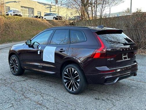 2026 Volvo XC60 B5 Ultra