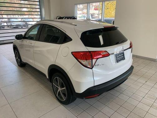 2022 Honda HR-V EX