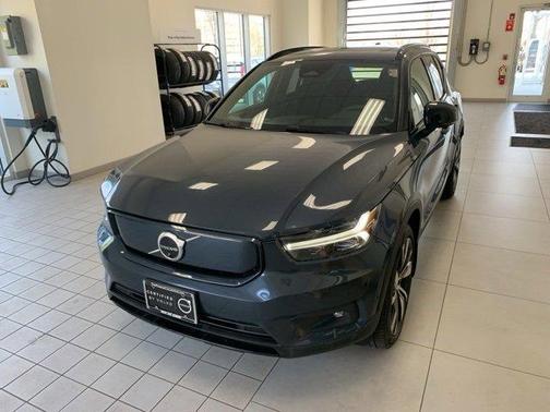 2022 Volvo XC40 Recharge Pure Electric P8 Twin Plus