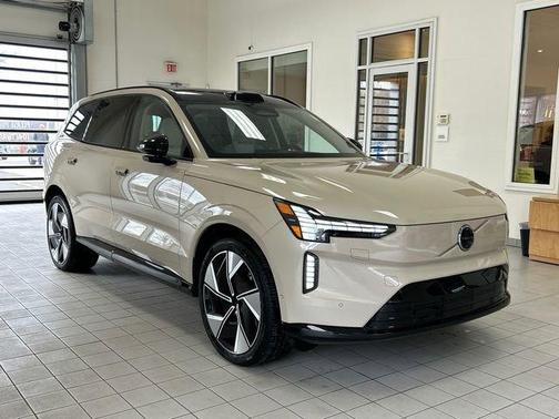 2025 Volvo EX90 Twin Motor Performance Ultra
