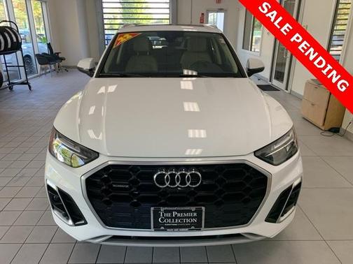 2022 Audi Q5 45 S line quattro Premium