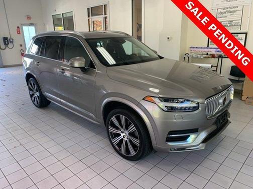 2022 Volvo XC90 T6 Inscription 7 Passenger