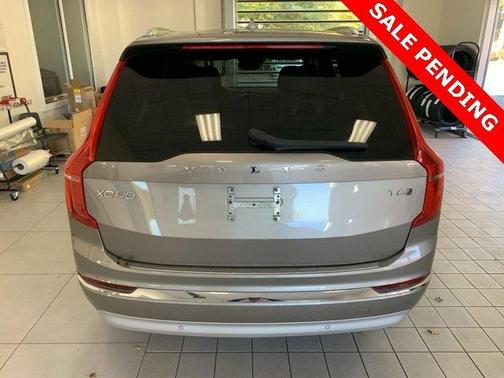 2022 Volvo XC90 T6 Inscription 7 Passenger