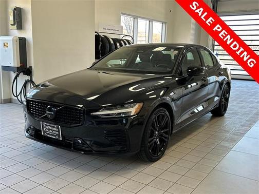2024 Volvo S60 Recharge Plug-In Hybrid T8 Plus Black Edition