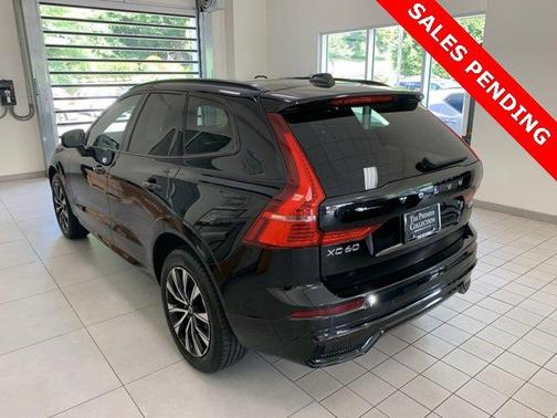 2023 Volvo XC60 B5 Plus Dark Theme