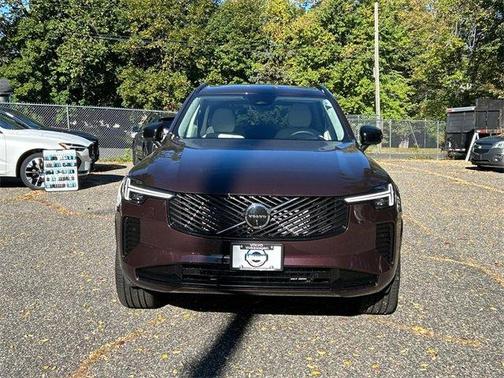 2026 Volvo XC90 B6 Ultra Dark Theme 6-Seater