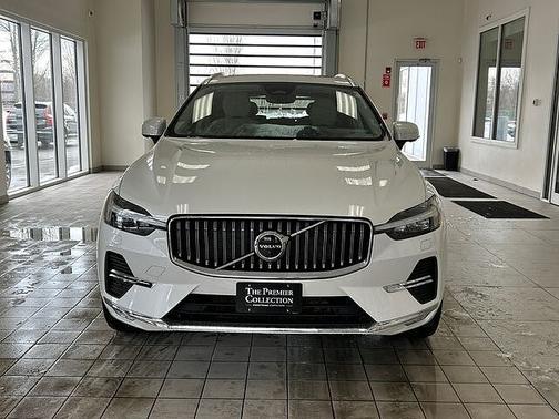 2023 Volvo XC60 Plus
