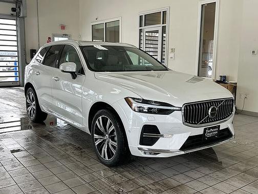 2023 Volvo XC60 Plus