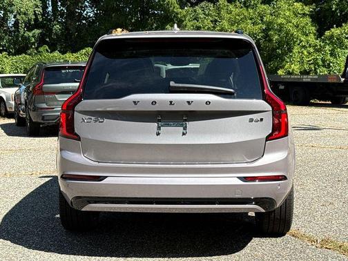 2026 Volvo XC90 B6 Ultra Dark Theme 7-Seater