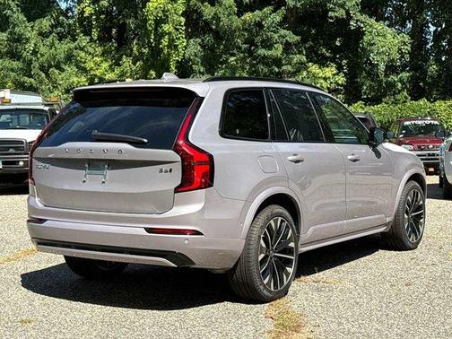 2026 Volvo XC90 B6 Ultra Dark Theme 7-Seater