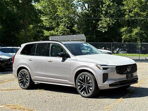 2026 Volvo XC90 B6 Ultra Dark Theme 7-Seater