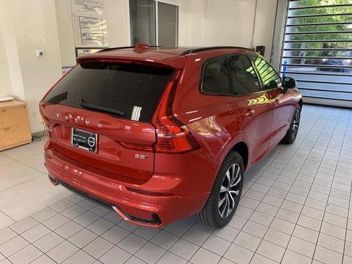 2024 Volvo XC60 B5 Core