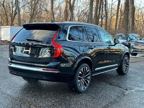 2026 Volvo XC90 B6 Plus 7-Seater