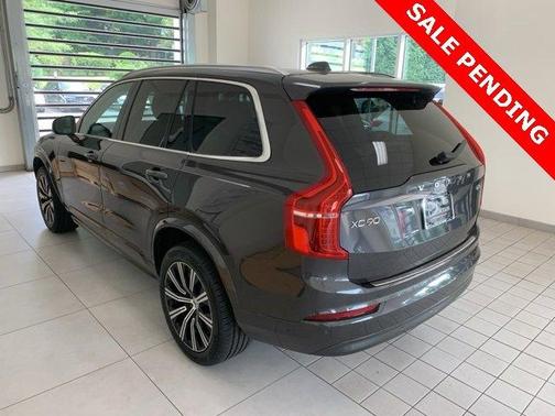 2023 Volvo XC90 B5 Core