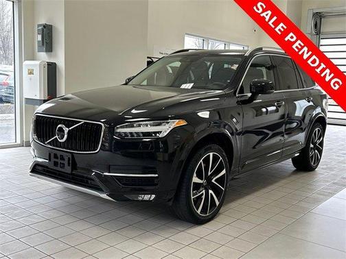2019 Volvo XC90 T6 Momentum