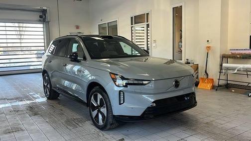 2025 Volvo EX90 Twin Motor Performance Plus 6-Seater