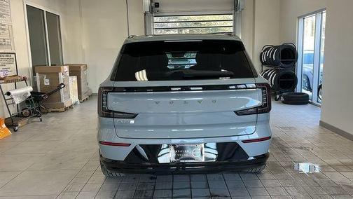 2025 Volvo EX90 Twin Motor Performance Plus 6-Seater