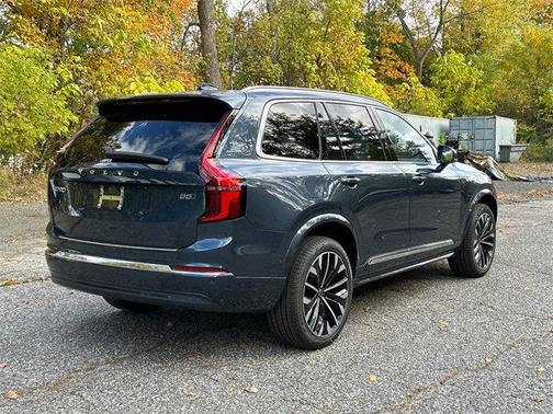 2026 Volvo XC90 B5 Plus 7-Seater