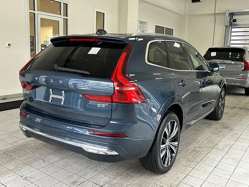 2023 Volvo XC60 Plus