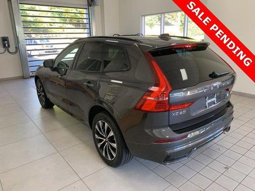 2024 Volvo XC60 B5 Plus Dark Theme