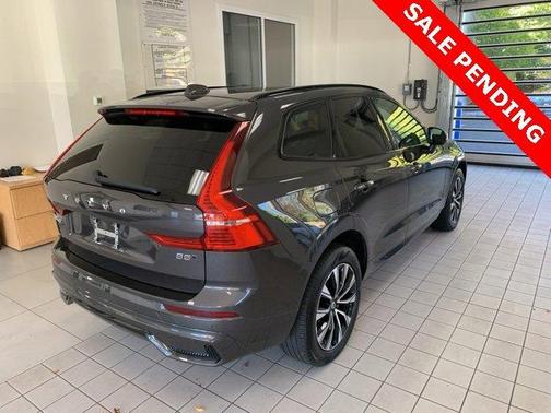 2024 Volvo XC60 B5 Plus Dark Theme