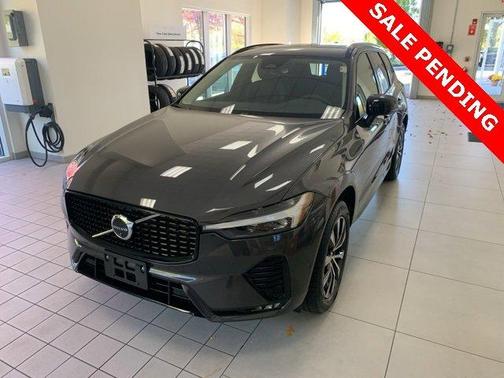 2024 Volvo XC60 B5 Plus Dark Theme