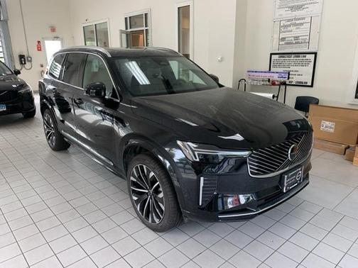 2025 Volvo XC90 B6 Plus 7-Seater
