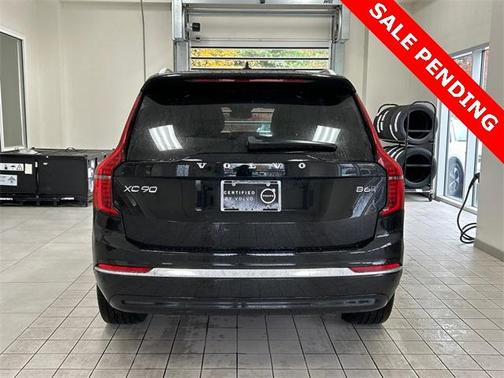 2025 Volvo XC90 B6 Plus 7-Seater