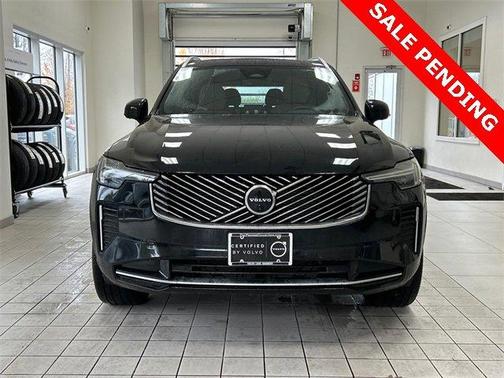 2025 Volvo XC90 B6 Plus 7-Seater