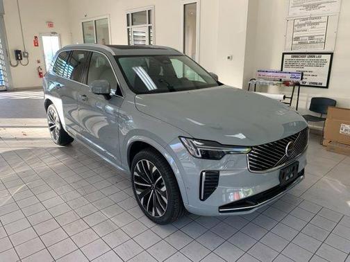 2026 Volvo XC90 B6 Plus 7-Seater